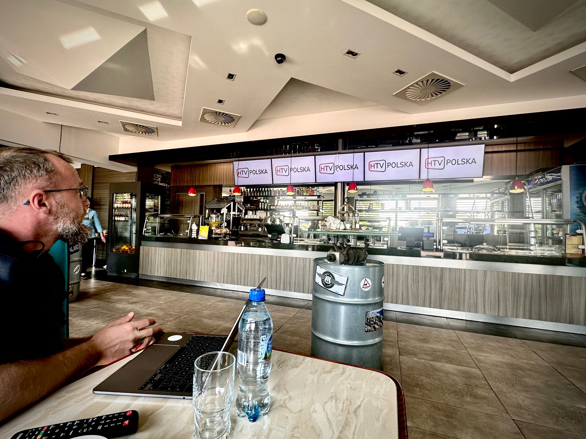 Case Study: Implementation of Digital Menuboards at Bar Skorpion